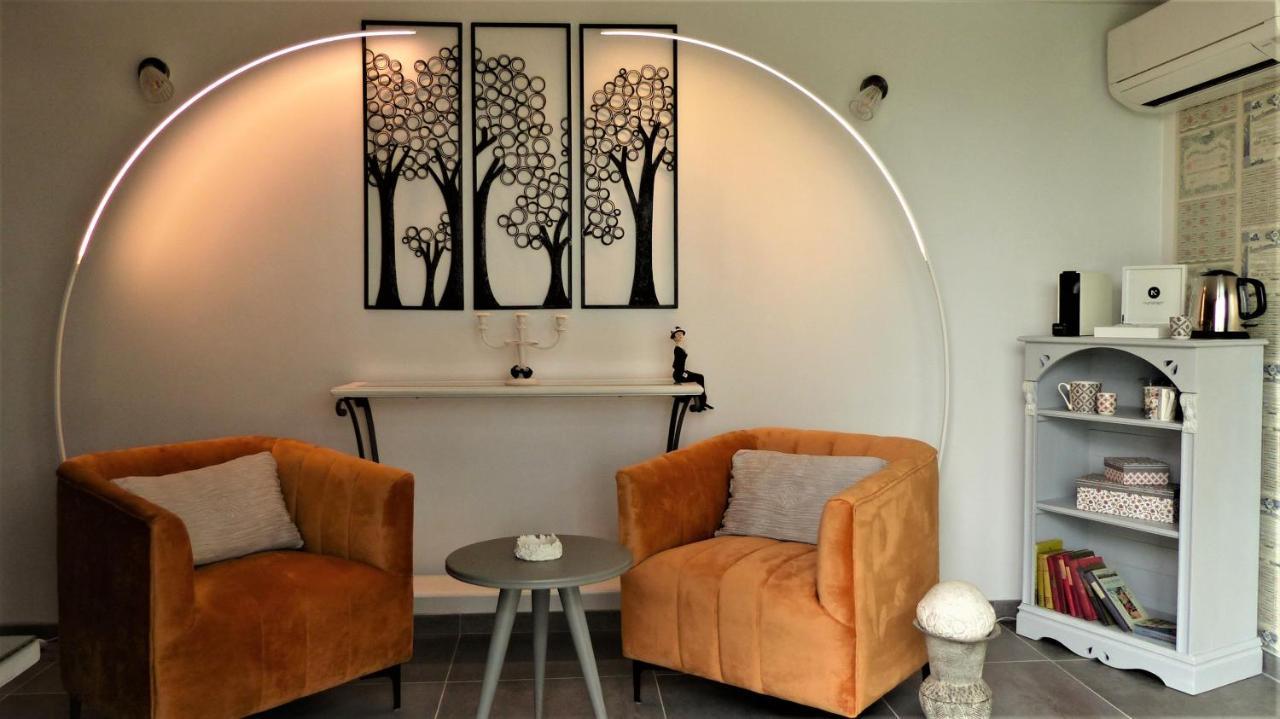 O Tilia D'Azur Bed and Breakfast Roquefort-les-Pins Εξωτερικό φωτογραφία